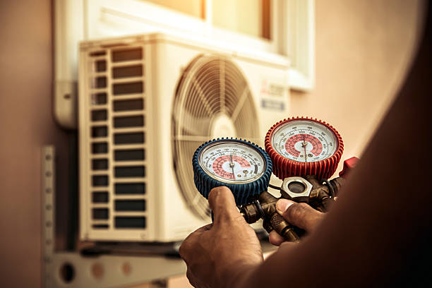 Professional Hvac technician working in Avon, PA
